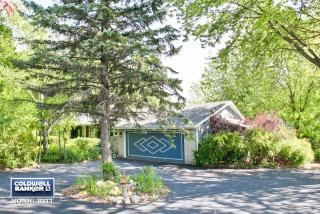 10903 Lucas Rd, Bull Valley, IL 60098-7480