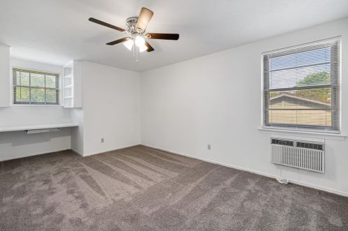 2612 Avenida Loop, Irving TX  75062-5131 exterior