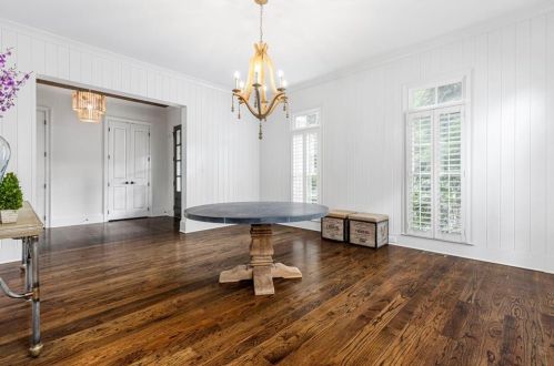 4000 Arden Way, Atlanta GA  30342-3948 exterior