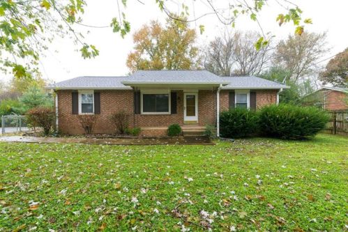 2686 Yeargan Rd, Murfreesboro, TN 37128-5632