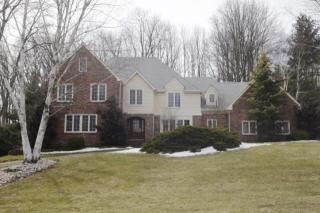 7 Chippewa Ct, Holmdel Village, NJ 07733-1239