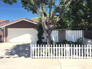 2145 Sharon Way, Modesto, CA 95350-2533