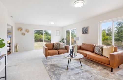 10564 Ainsworth Dr, Los Altos CA 94024-7448 exterior