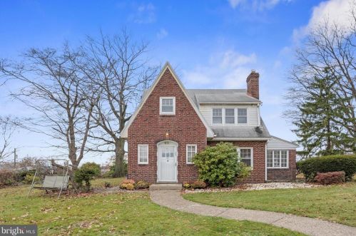530 24th St, Harrisburg, PA 17104-2407