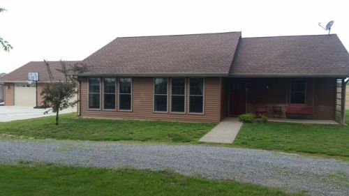 85 Langley Rd, Raleigh, IL 62977-1273