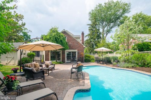 730 Redman Ave, Haddonfield NJ 08033-2744 exterior