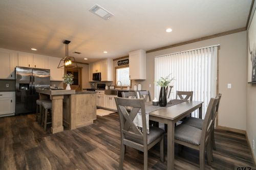 2446 Blocker Rd, Marshall TX 75672-3720 exterior