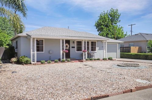 543 Louie Ave, Lodi, CA 95240-1033