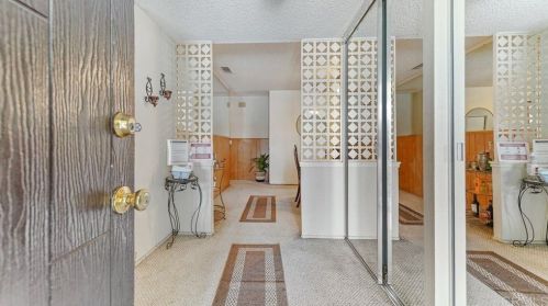 1527 Goodwin Dr, Vista CA  92084-3029 exterior