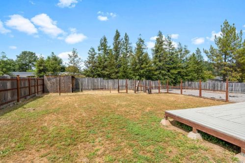 430 Stutsman Rd, Ukiah CA  95482-9553 exterior