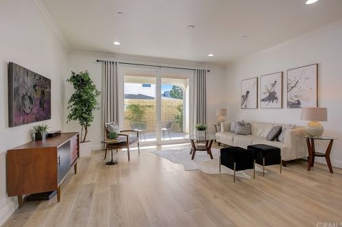 225 Wicker, Irvine CA  92618-1170 exterior