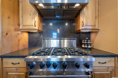 799 Hoytsville Rd, Hoytsville UT 84017-9742 exterior