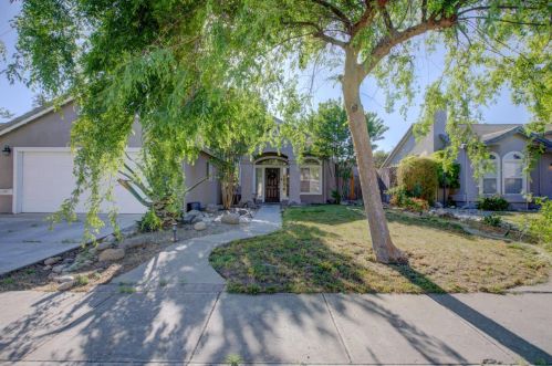 4625 Olive Ave, Turlock, CA 95382-9636