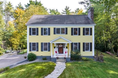 42 Bennington Dr, Belmont, NH 03220-3625