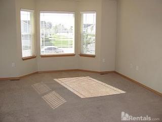 8914 Oak St, Spokane WA  99208-5084 exterior