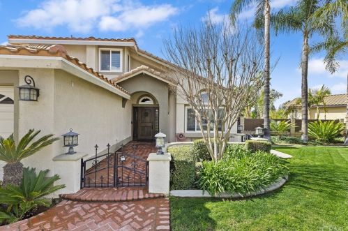 1031 Mission Grove Pkwy, Riverside, CA 92506-6223