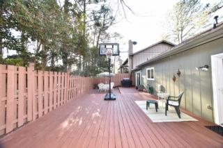 345 Southwind Cir, Roswell, GA 30076-3217