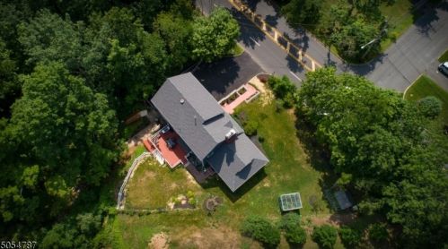 7 Valley Rd, Berkeley Heights, NJ 07922-2711