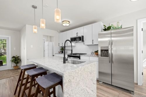 2895 Fairfax St, Denver CO  80207-2748 exterior