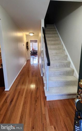 9025 Gavelwood Ct, Springfield VA  22153-1123 exterior