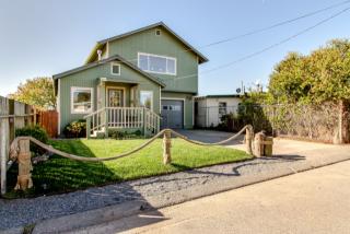 163 Crab St, Eureka, CA 95503-6817