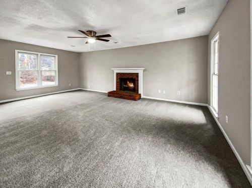 1180 Crestbrook Ln, Mableton, GA 30126-1578