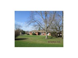 5240 Broadmoor Plz, Indianapolis, IN 46228-2021