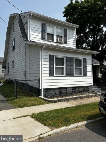 46 Morgan Ave, Trenton, NJ 08619-3416