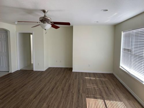 3818 Windsor Dr, Garland TX  75042-6017 exterior