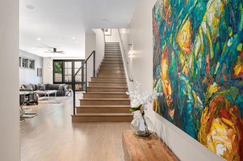 3303 6th St, Fort Worth, TX 76107-2707