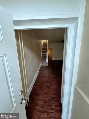 1535 26th St, Philadelphia, PA 19146-4402