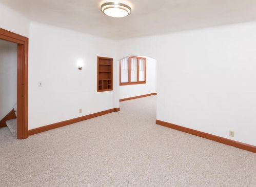 694 Desoto St, Saint Paul MN  55130-4409 exterior