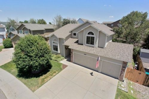 4048 Kirk Ct, Denver, CO 80013-6016