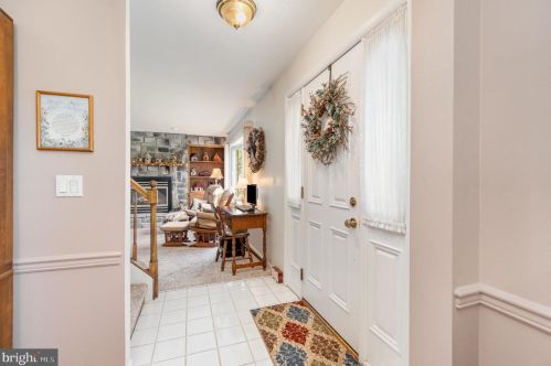 904 Pheasant Dr, Carlisle PA 17013-1255 exterior