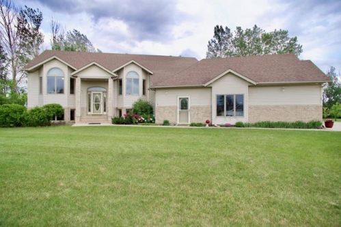 5208 73rd St, Wild Rice, ND 58047-5738
