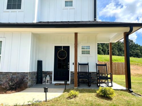 1304 Walters Rd, Lavonia, GA 30553-0039