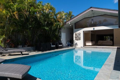 4463 Aukai Ave, Honolulu HI  96816-5209 exterior