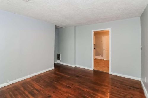 491 Bolton Rd, Atlanta GA  30331-3522 exterior