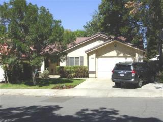 1494 Solar Ave, Fresno, CA 93720-1487