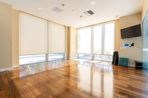 5082 Scholarship, Irvine CA  92612-5695 exterior