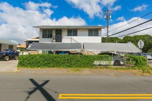 1702 Eluwene St, Honolulu HI  96819-4026 exterior