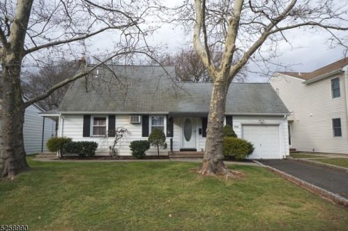 344 West Ln, Clark, NJ 07066-1623