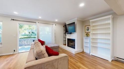 2276 Almaden Rd, San Jose, CA 95125-2107