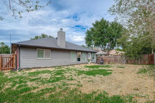 114 Willoughby Ct, Richmond TX 77469-6074 exterior