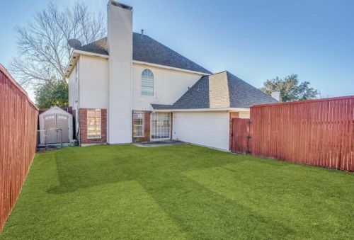 1420 Mapleview Dr, Carrollton TX 75007-6019 exterior