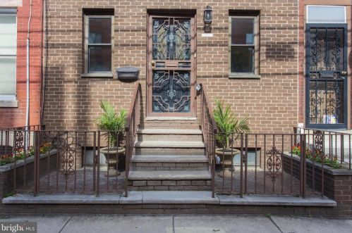 1410 16th St, Philadelphia PA  19146-4710 exterior