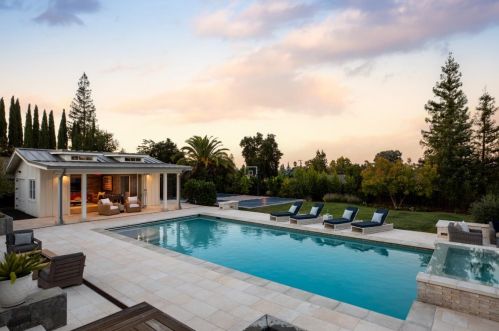 1475 Country Clb Dr, Los Altos CA 94024-5904 exterior