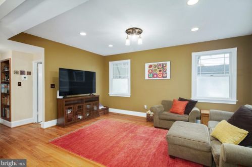 67 Euclid Ave, Haddonfield NJ 08033-2553 exterior