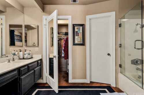 6081 Ladera Ln, Anaheim CA  92807-4847 exterior