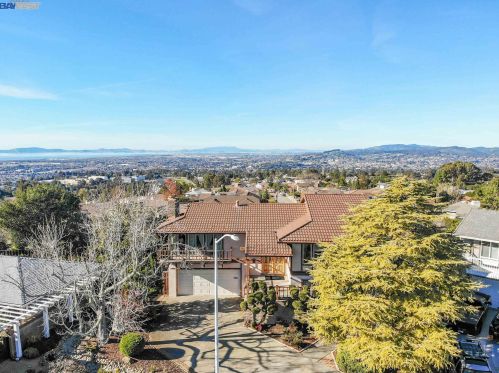 3246 Waterview Ct, Hayward, CA 94542-2125